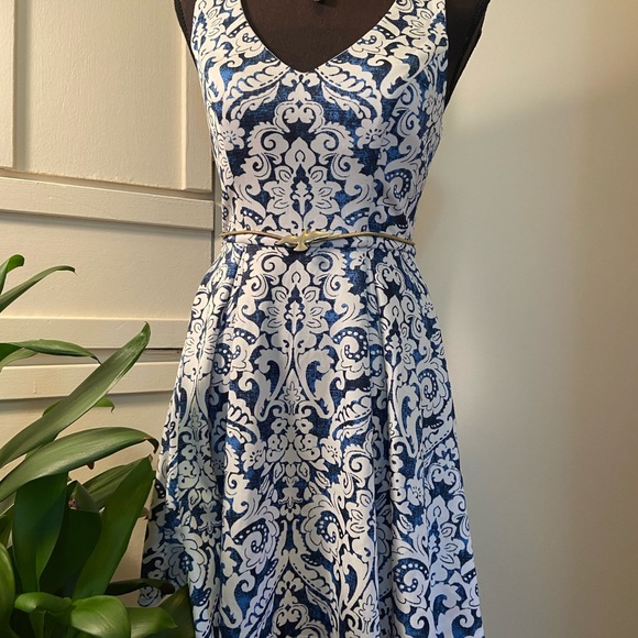 Silky V Neck Sun Dress - Picture 3 of 6